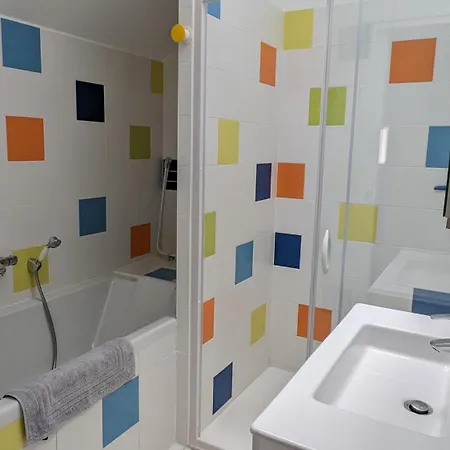 Holiday home Pn 84, Maison 4-6 Personnes , Jardin , Et Centre A 15 Min A Pied *