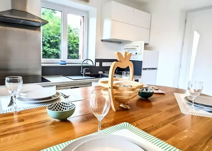 Vakantiehuis Pn 84, Maison 4-6 Personnes , Jardin , Et Centre A 15 Min A Pied