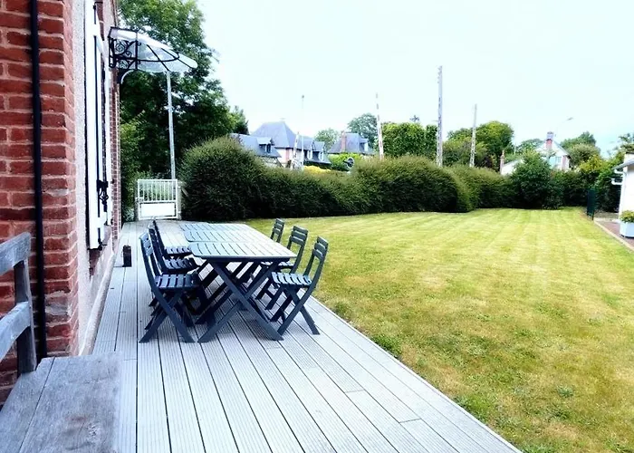 Pn 84, Maison 4-6 Personnes , Jardin , Et Centre A 15 Min A Pied Houlgate